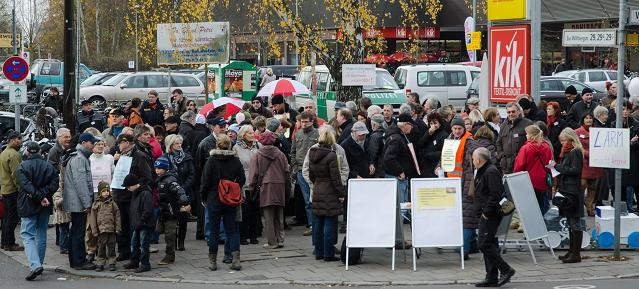 Kundgebung gegen Bahnlärm am 10. November 2012 in Berlin-Buch