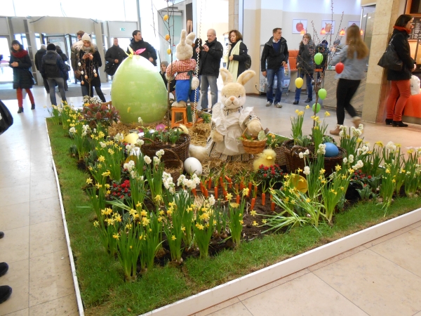 Oster-Dekoration in den Schönhauser Allee Arcaden