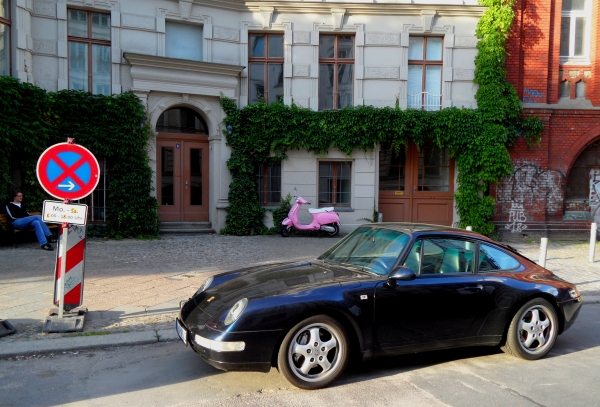 Prenzlauerberg: Sommerabend  in "Schwarz-Rosa"