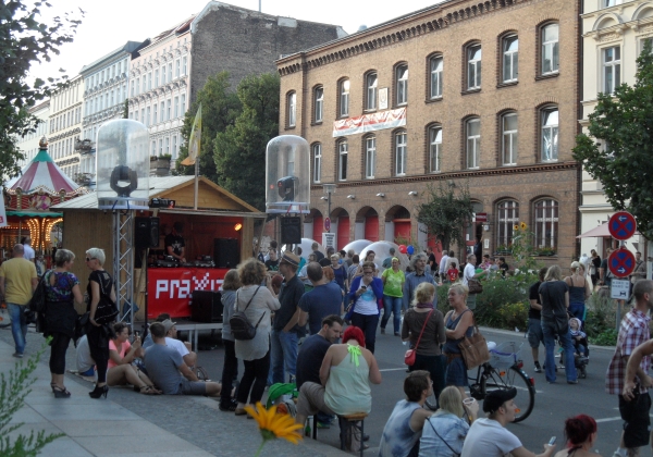 CastingCarree-Festival: Techno-Sound vor der Alten Feuerwache CastingCarree-Festival: Techno-Sound vor der Alten Feuerwache