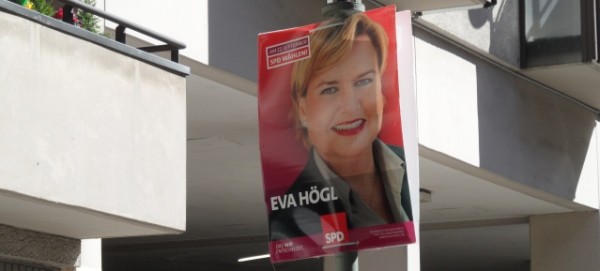 Dr. Eva Högl kneift bei Podiumsdiskussion zum Mauerpark