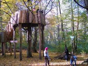 Wichtelsitz in der Walschule Bucher Forst