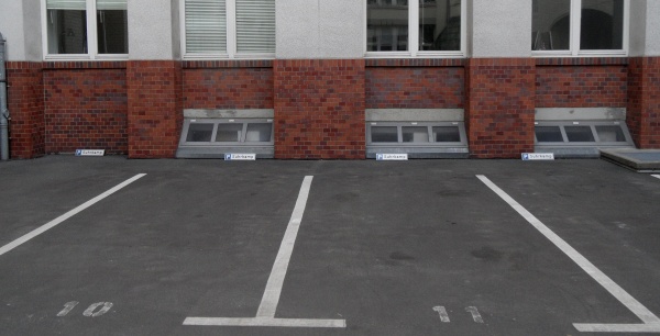 Freie Parkplätze für Suhrkamp Parkplätze bei Suhrkamp