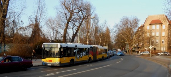 Bus X54 im Stau in der Granitzstrasse