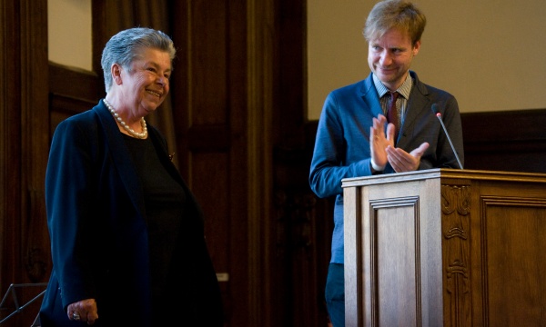 Claudia Reuter erhält das Bundesverdienstkreuz