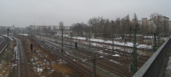 Mauerpark: Blick von der Swinemünder Brücke