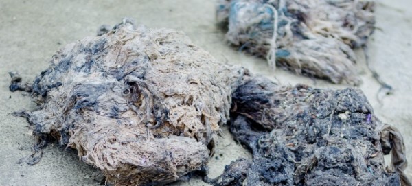 Fundsache: Textile Reste verstopfen Abwasserrohre