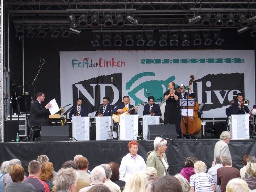 Andre Hermelin und das Swing Dance Orchester