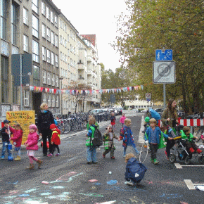 Temporäre Spielstrasse