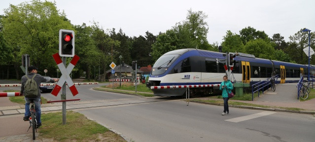 Heidekrautbahn - Abfahrt in Wandlitz