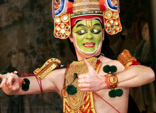 Hardmut Schmidt: Indisches Thullal-Tanztheater - Foto: © Hardmut Schmidt