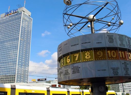 Alexanderplatz mit Park Inn Hotel