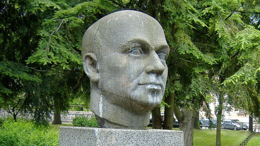 Ernst-Thälmann-Denkmal in Werdau