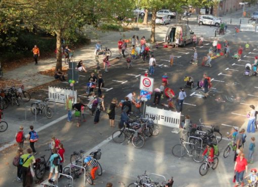 Temporäre Spielstraße" Gudvanger Straße