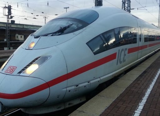 ICE wegen Unwettergefahr gestoppt