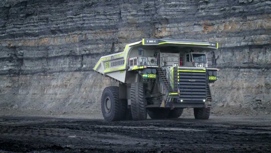 Liebherr Mining Truck T 282 C