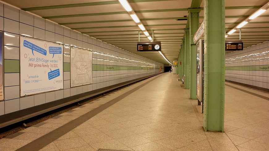 U-Bahnhof Strausberger Platz