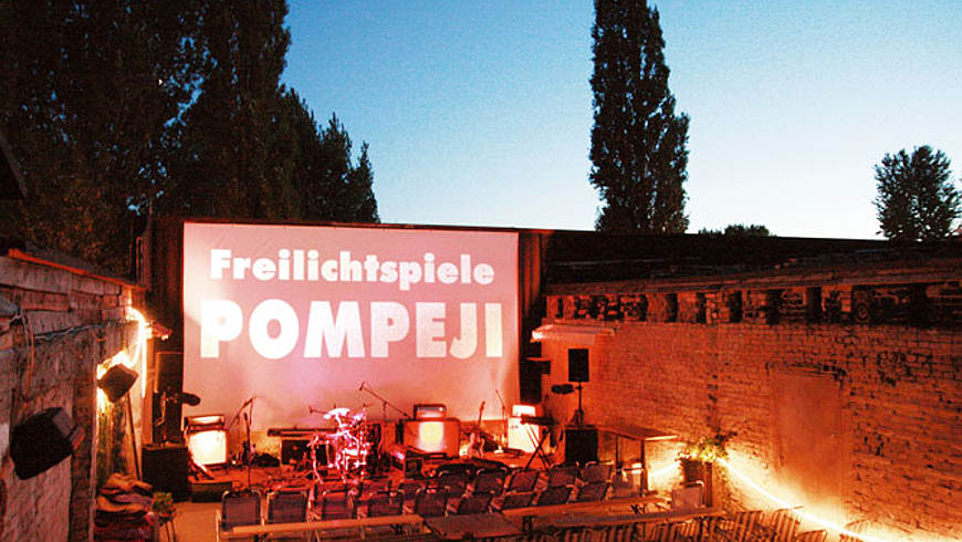 Freilichtkino Pompeji