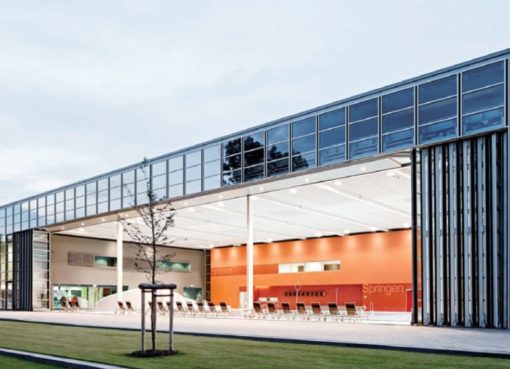 Inselpark-Schwimmhalle in Hamburg