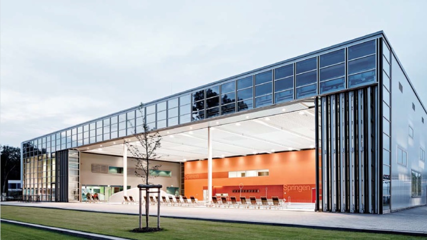 Inselpark-Schwimmhalle in Hamburg