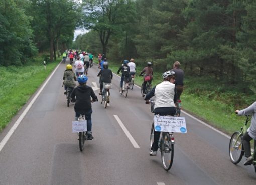 Fahrraddemo auf der L 21