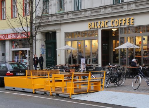 Parklet in der Bergmannstraße