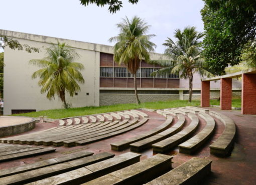 „Centro Educacional Carneiro Ribeiro“