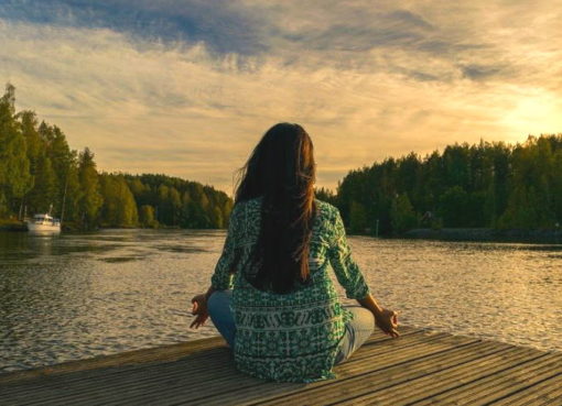 Entspannung: Yoga am See