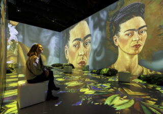 Multimediale Ausstellung in Berlin: VIVA Frida Kahlo