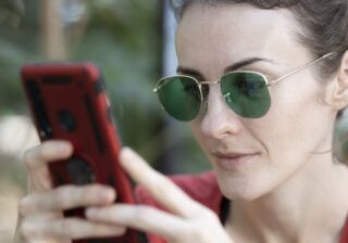 COSMILE-App zeigt die Inhaltsstoffe von Kosmetika an