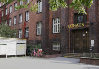 Rathaus Weissensee - Foto: © Pankower Allgemeine Zeitung