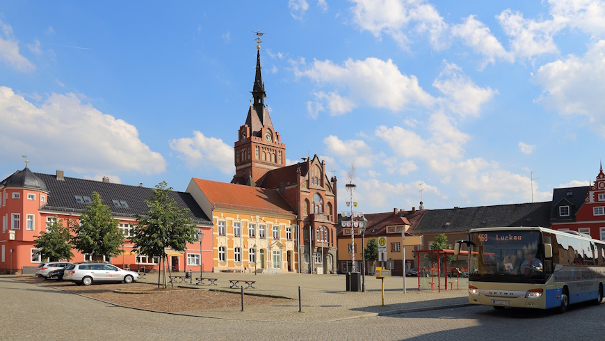 Markt & Rathaus Golßen