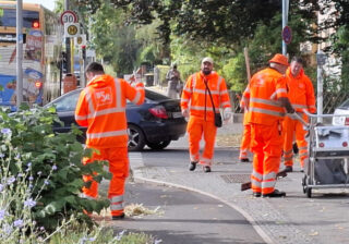 BSR Straßenreiniger im Einsatz